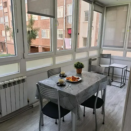 Danae Centro Ess00359