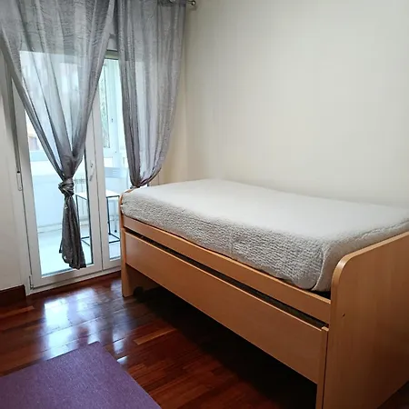 Danae Centro Ess00359 * סומאיה