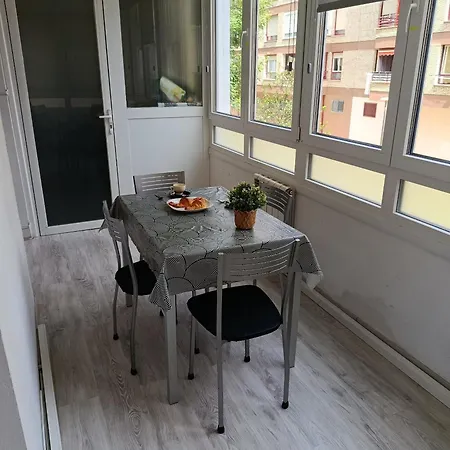 Danae Centro Ess00359 * スマイア